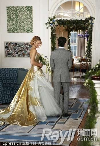 《<em>绯闻女孩</em>》<em>结婚</em>季抢眼金色婚纱 - 婚纱 - 中国