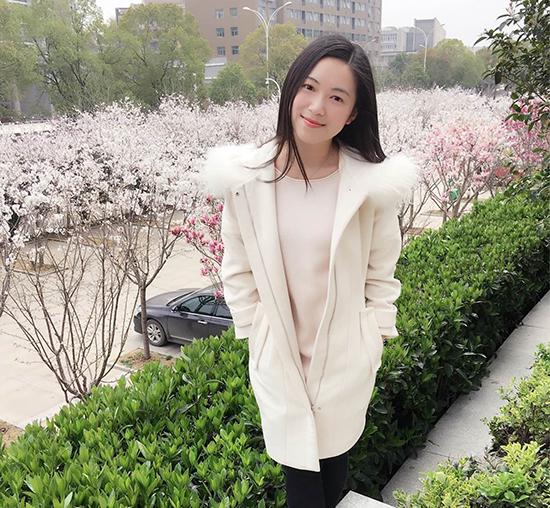 福利!单身狗看过来 炒股女神七夕微信征婚