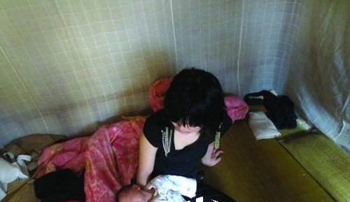 幼女疑遭<em>老师强奸</em>产子 家属称7旬老人系替罪羊