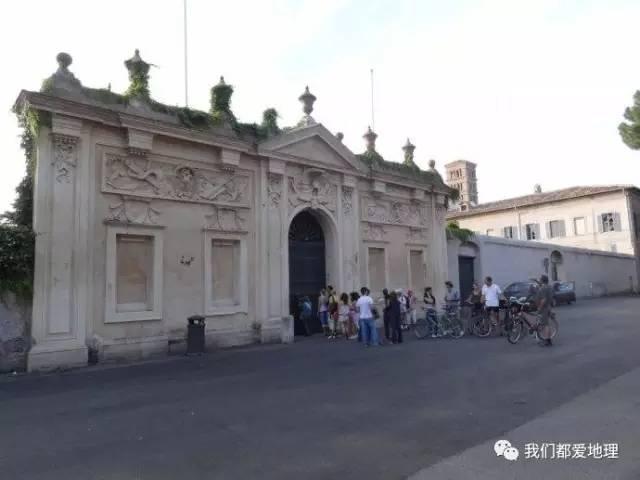 这个没有领土的国家 居然成了屈指可数的富国