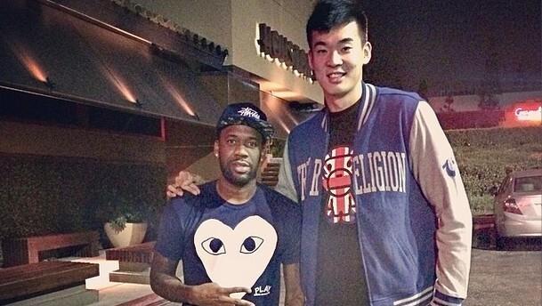 曝李慕豪21日参加NBA试训 74分先生:祝好运