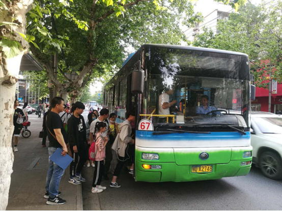 五一小长假 荆州公交运送乘客172万人次