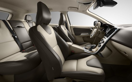 安全典范 动力楷模 沃尔沃XC60试驾季_大楚网