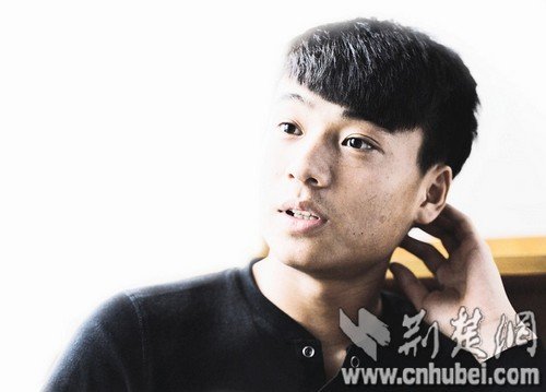 从武汉足校到利物浦再到卓尔 17岁龙成坚守足