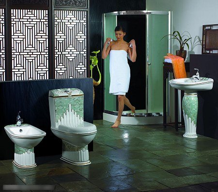 爱时尚爱生活 80后性感<em>美女</em>演绎<em>卫浴</em>浪漫_大楚