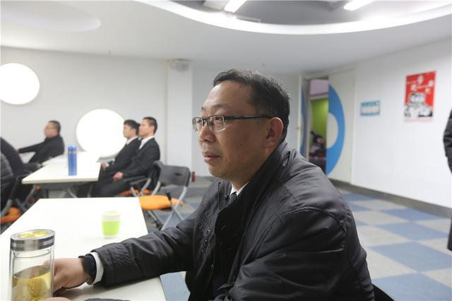 专车司机提高服务跑出高流水 每月流水高达18