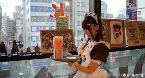 日本实拍 亲历原汁原味的女仆咖啡厅