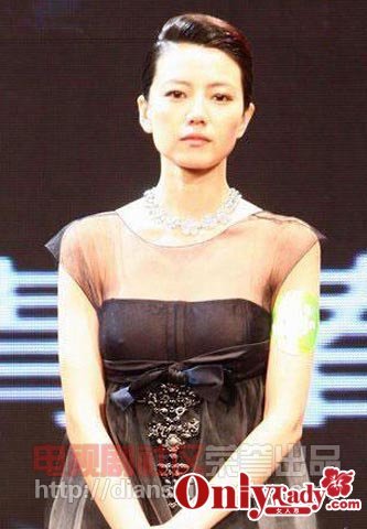 是懒得穿还是<em>不想</em>穿? 盘点不爱穿<em>胸罩</em>内裤的女