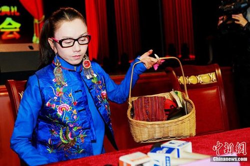 54岁杨丽萍自曝养颜秘籍:每晚用7个大枣开7孔