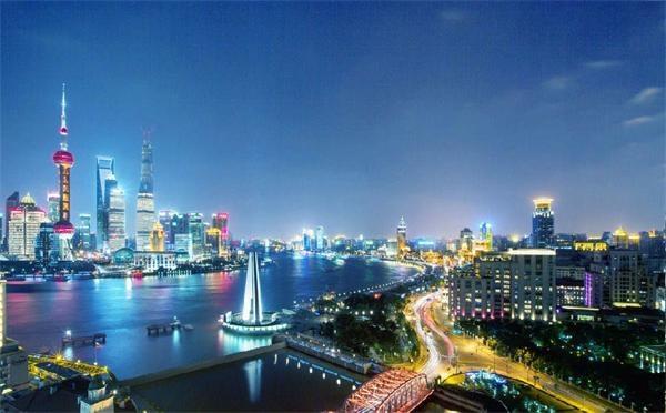 上海都市圈经济总量10万亿_上海夜景(2)