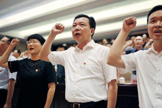 永远有颗狮子般的进取心——追忆杨汉军同志