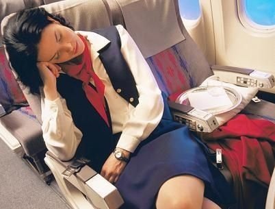 <em>国内</em>头等舱<em>空姐</em>收入曝光 月薪竟然有这么多_大