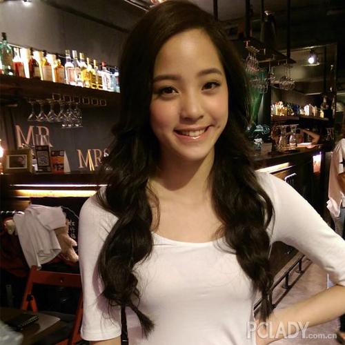 女神到《偶像来了》 拼的不是人气是胶原蛋白