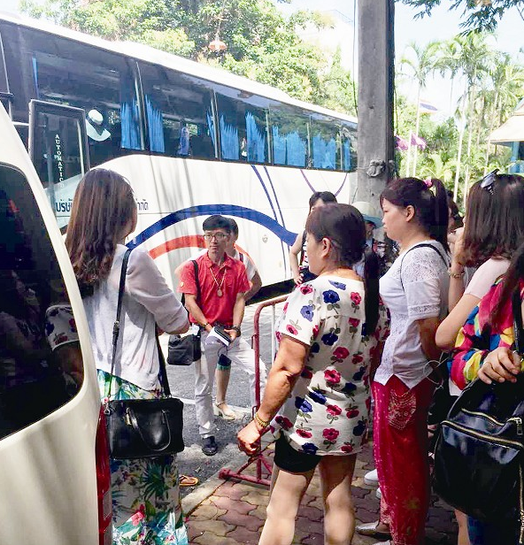 武汉游客遭遇泰囧 泰国导游发飙:不带你们玩了