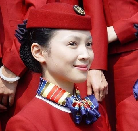 <em>国内</em>头等舱<em>空姐收入</em>曝光 月薪竟然有这么多_大