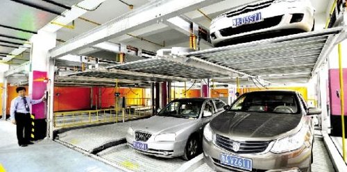 武汉首个湖底停车场建成 设365个泊位月卡30