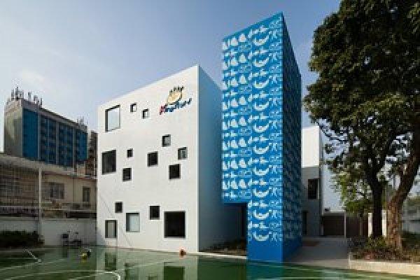 郭晶晶儿子上名校1年17万 明星最爱啥幼儿园