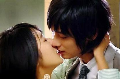 接吻前该吃啥 这些是首选