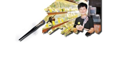 湖北大二女生成<em>兼职</em>女王 两年没<em>在家</em>吃团年饭