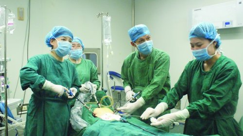 华东第一刀微创高镜界_腾讯·大楚网