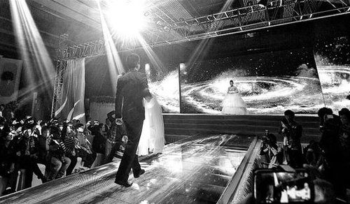 武汉3D婚礼设备工程师与春晚相同 每场20万起