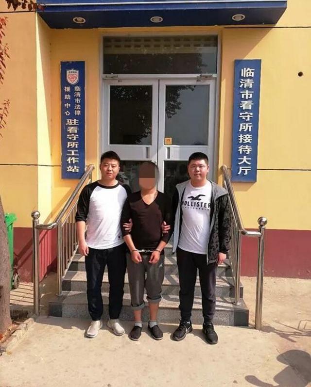 男子以办理网贷为名 套取客户资料盗走银行卡