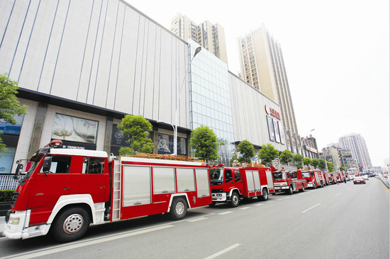 宜昌城区开展灭火救援演练 引市民 虚惊一场 