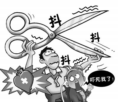 <em>美发</em>师心跳每分钟200次 <em>剪头发</em>手抖吓跑顾客_