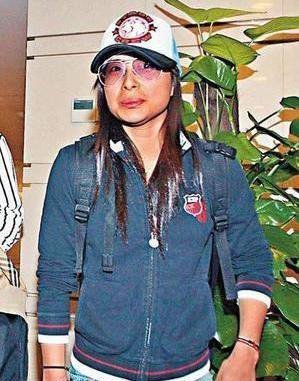 度娘刘冬素颜雷人 曝光女星未经PS的真面目(组