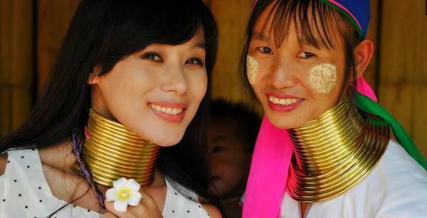 长颈族女人：铜环重达5公斤 一生只能取下3次