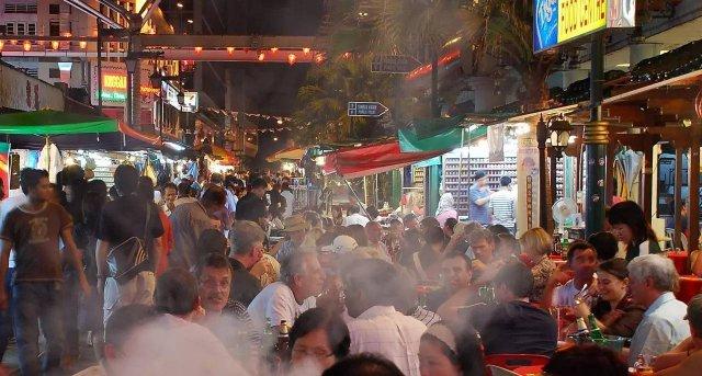 WHAT!曼谷将在年底禁绝街头小吃摊