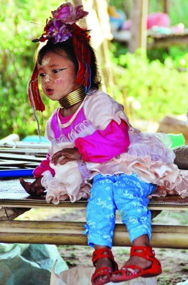 万塔之邦奇遇记:到缅甸约会长颈女