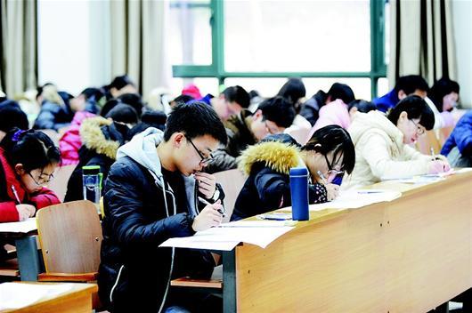 湖北10万余人昨参加考研 武汉大学报考人数居