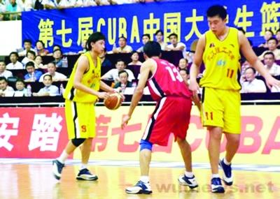 韩德君遭退学后武汉重生 加冕第一中锋