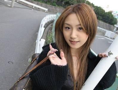 2010女性最赚钱十大职业:女公关最耀眼_理财