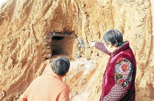 马家堰惊现明墓附近可能存群落 将进一步考察