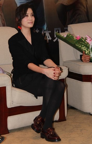 《遍地狼烟》武汉造势