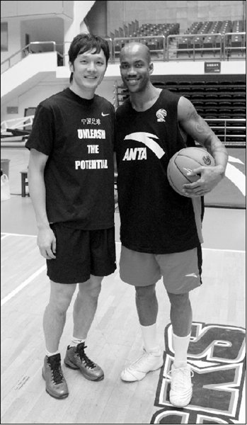 北京男篮豪气冲天 新赛季将冲击四强