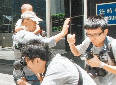 TVB高层集体遭偷拍 揭秘香港狗仔无孔不入偷