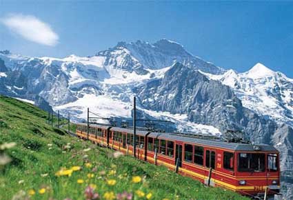 瑞士景观列车:穿越阿尔卑斯