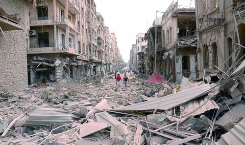 阿勒颇遭连环袭击百人伤亡