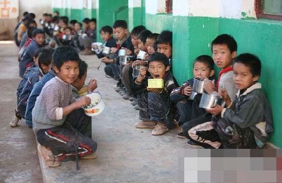 纪实:实拍贫困地区学生生活