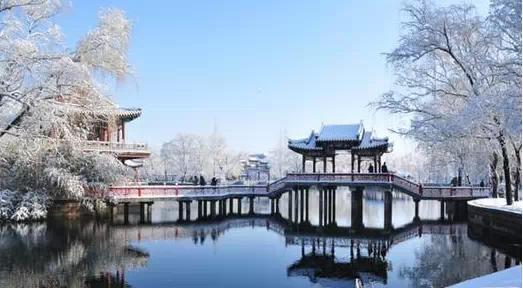 中国十大最适合穷游的旅游城市排行榜