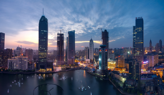 大武汉到底有多牛?武汉时刻海报5城同亮相