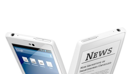 俄罗斯双屏智能机:一面手机 一面电子书