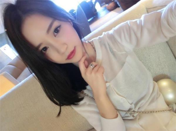 网络直播年收入千万元 你想做哪种网红赚钱?