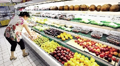 俩苹果贵过一斤猪肉 江城平价水果究竟去了哪里