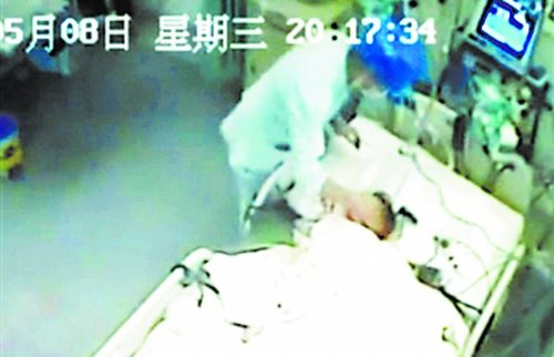 女童手术后遭护士扇耳光