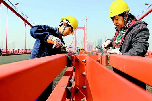 鹦鹉洲长江大桥将于年底通车 连通武汉二环线