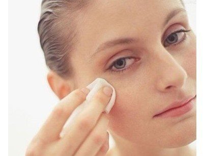 让肌肤饱满水润 教你自制创意爽肤水